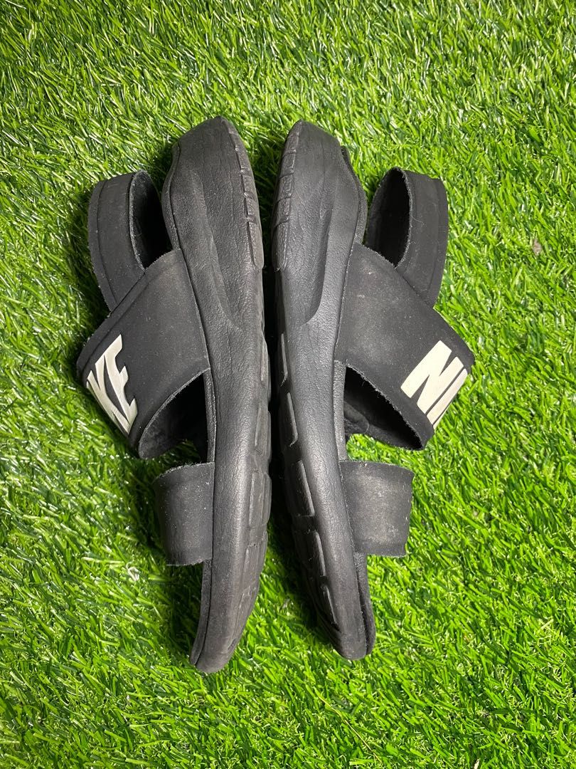 Nike tanjun store sandals green