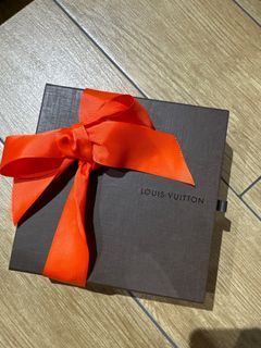 LV Box Scott (not included Bandeau), Luxury, Accessories on Carousell