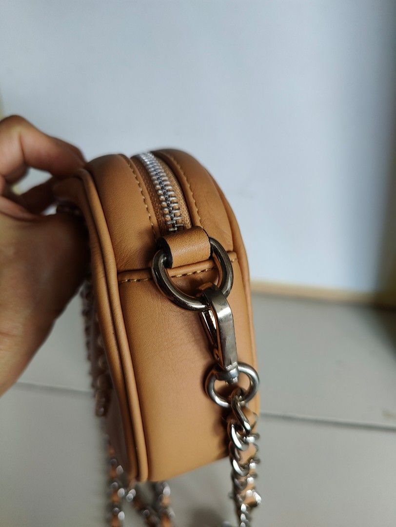 Mario valentino on sale chain bag