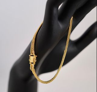 Authentic saudi gold bracelet
