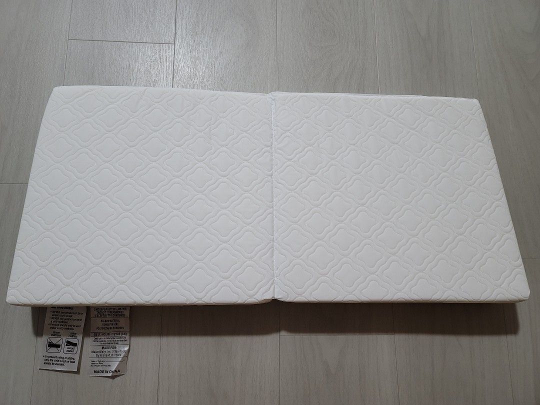 Baby delight comfy rise deluxe crib wedge 2025