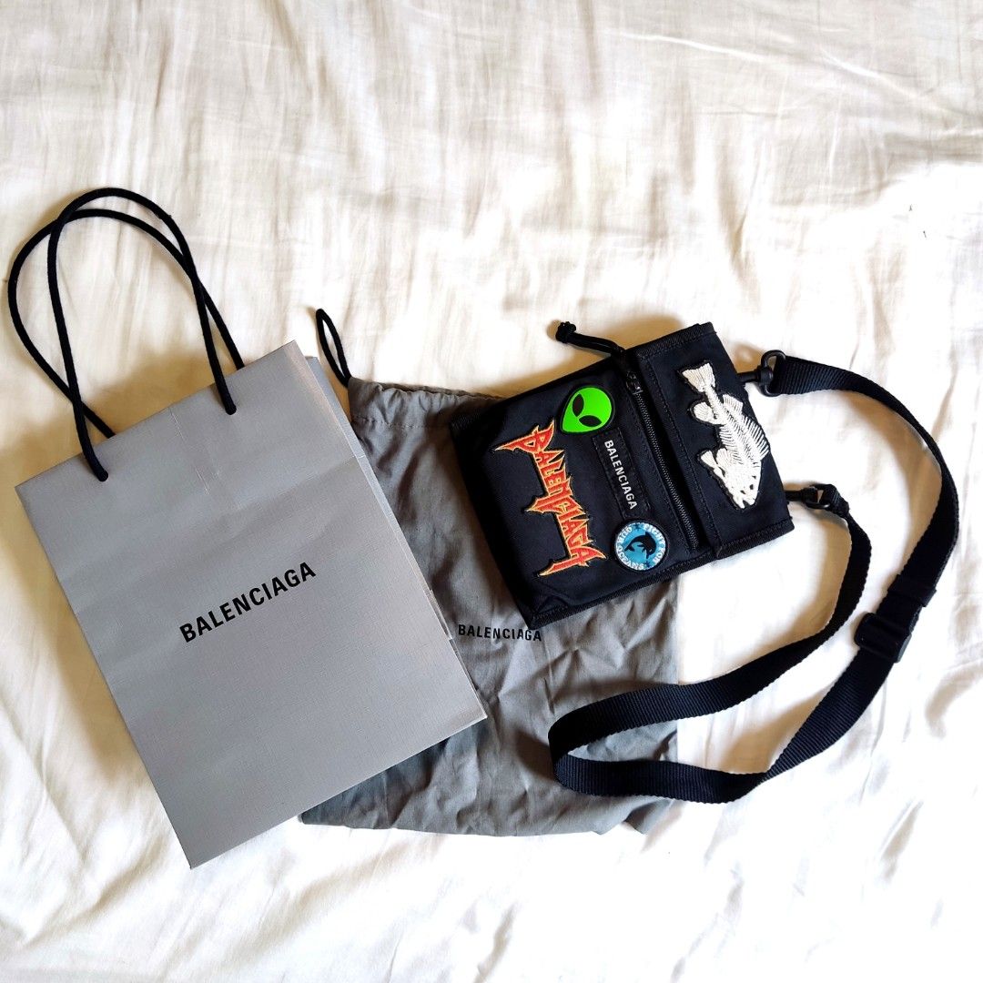 Balenciaga best sale explorer bag