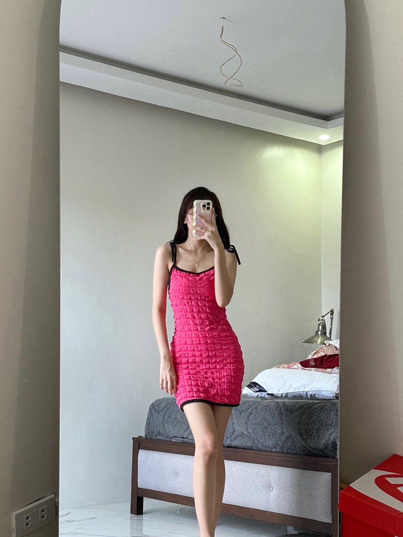 Barbie pink bodycon dress online