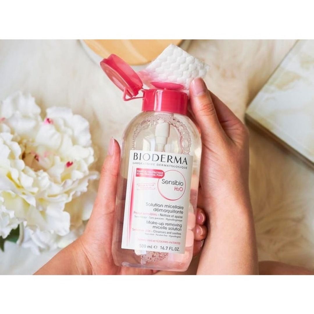 BIODERMA Sensibio H20 500 ml (Category: Face Care) located in Quezon City. Submitted by happyfactoryph (Listing ID 1112681817, Image 3). Description: BIODERMA Sensibio H20 500 ml – P890 (from P2000) ⁣ Product Details: Sensibio H2O is the 1st and only dermatological micellar water perfectly compatible with the skin: its fatty acid esters, the constituent elements of micelles, are similar to the phospholipids of the skin cell membranes and naturall