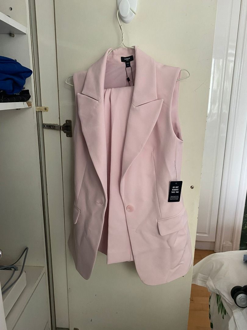 Express top sleeveless blazer