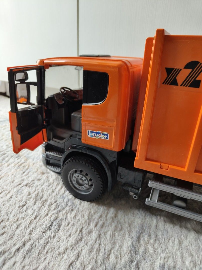 BRUDER 03560 Scania R Series Garbage Truck Orange Hobbies