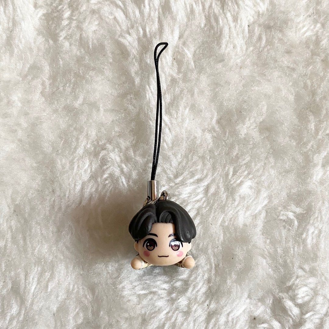 BTS TinyTan JK Jungkook Keychains, Hobbies & Toys, Collectibles