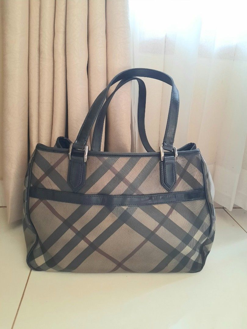 Burberry tas sale store