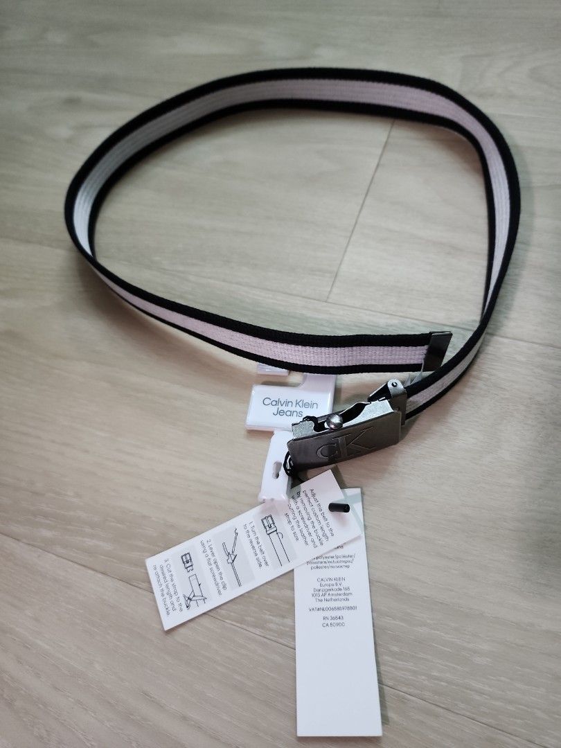 Calvin Klein Canvas Belt (waist size <31 inches), Men's Fashion