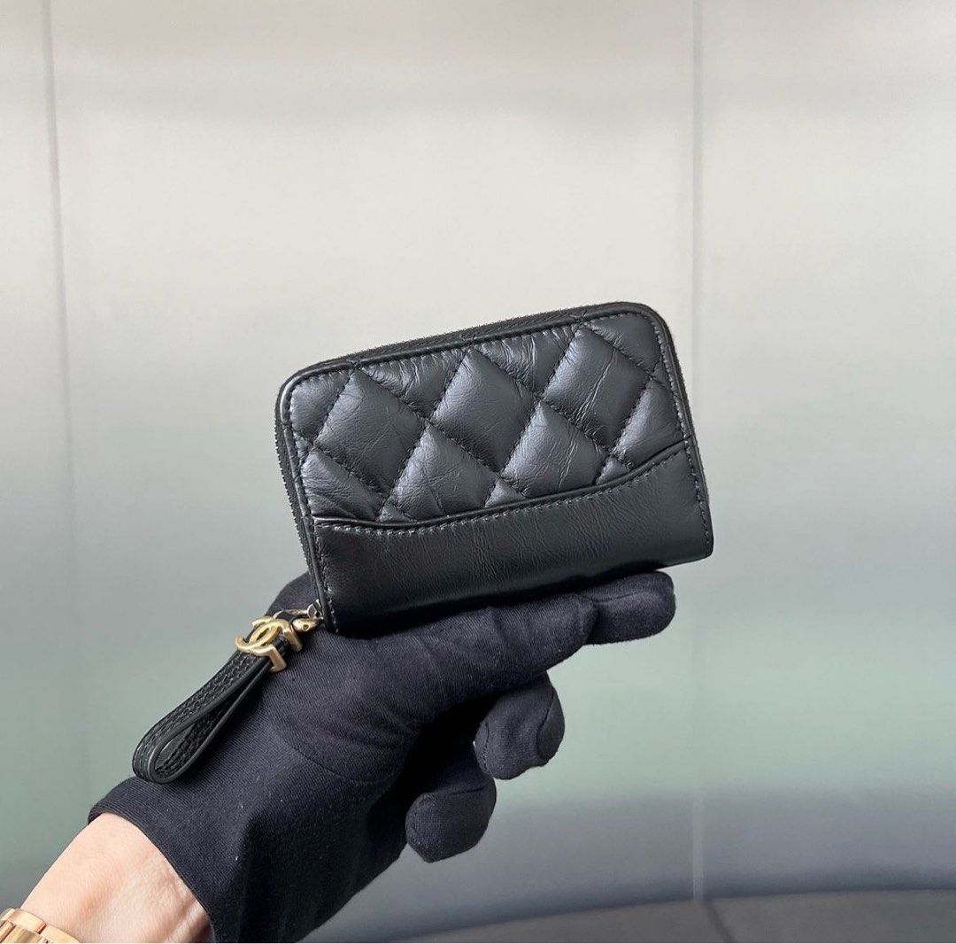 Chanel 19 Zip Around Coin Purse Wallet Black cardholder , Luxury