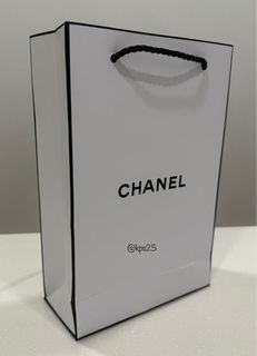 100% Authentic Chanel Paper Bag Size S+ With Flower+ Ribbon. 24*30*12.5CM