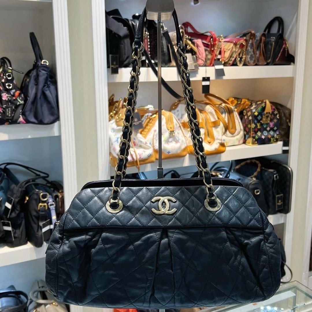 CHANEL BUTTON UP HOBO BAG, Luxury, Bags & Wallets on Carousell