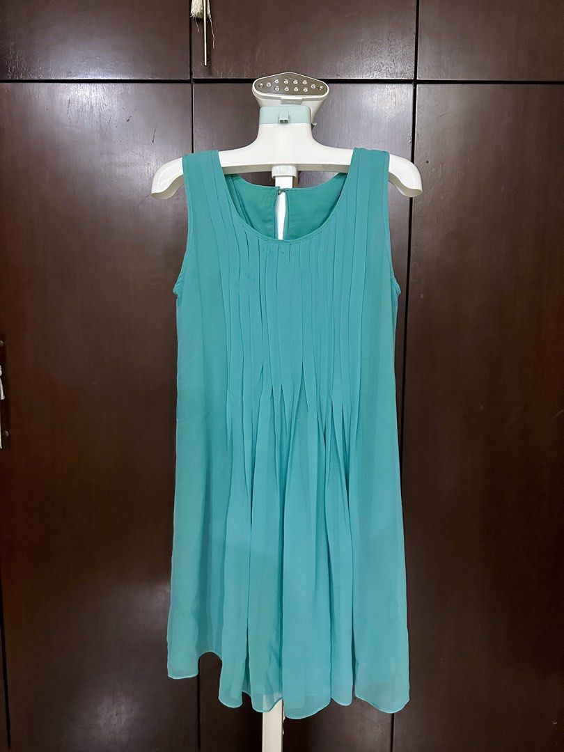 Chiffon flowy dress in turquoise Women s Fashion Dresses Sets