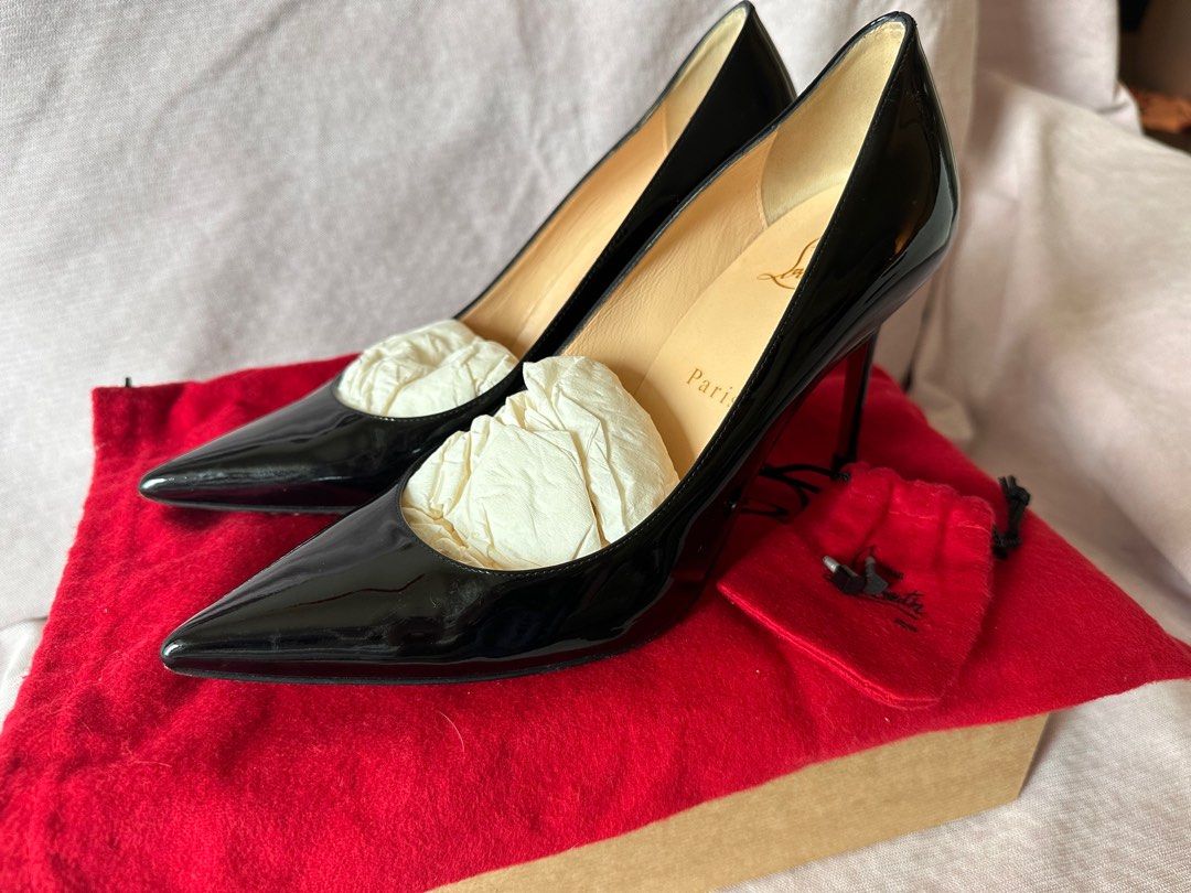 Louboutin 554 best sale