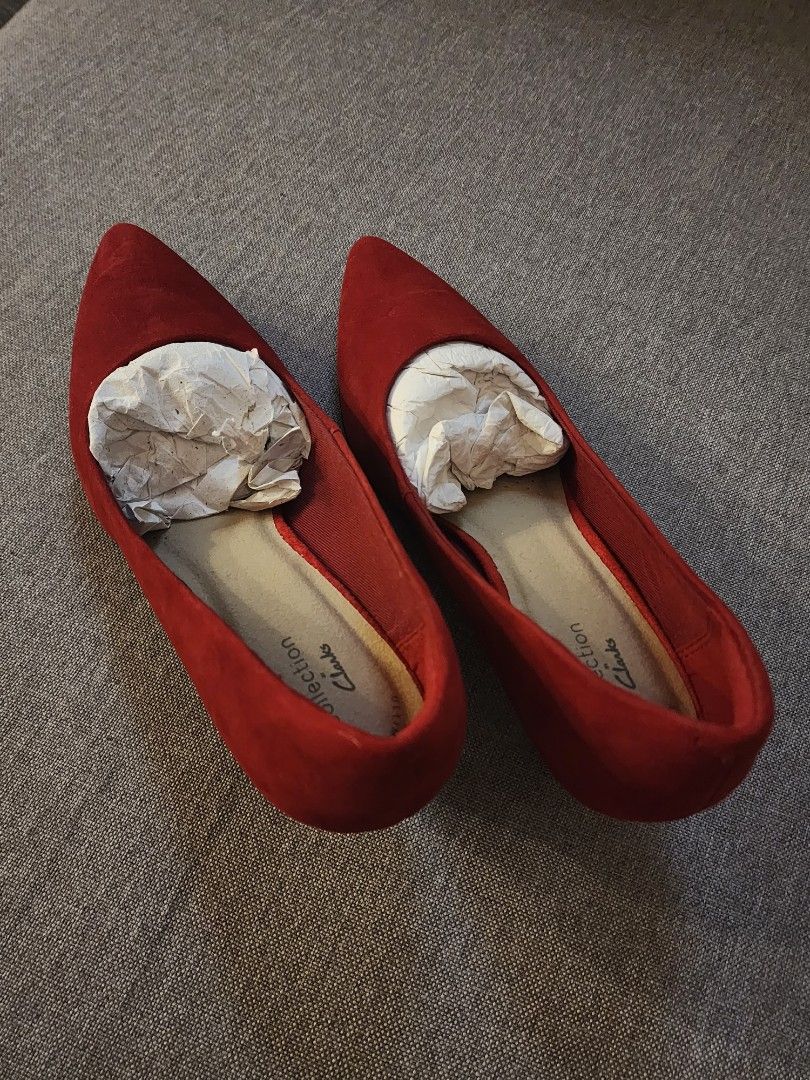Clarks red heels sales