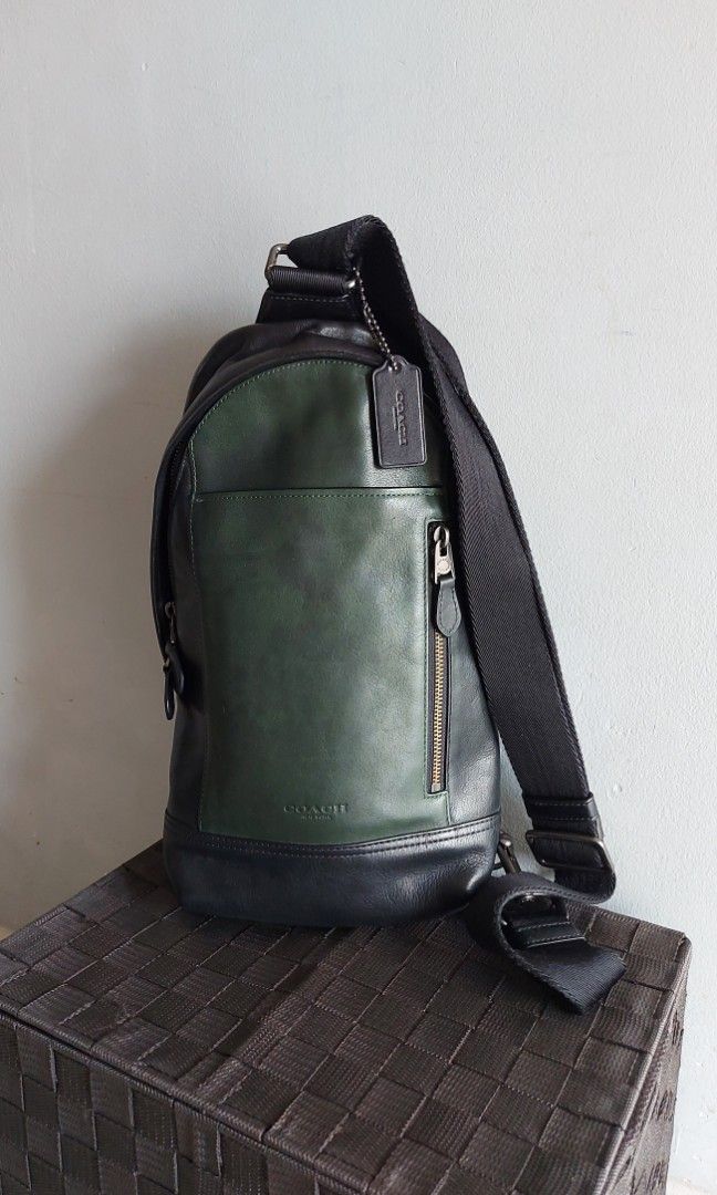 Coach manhattan sling pack online