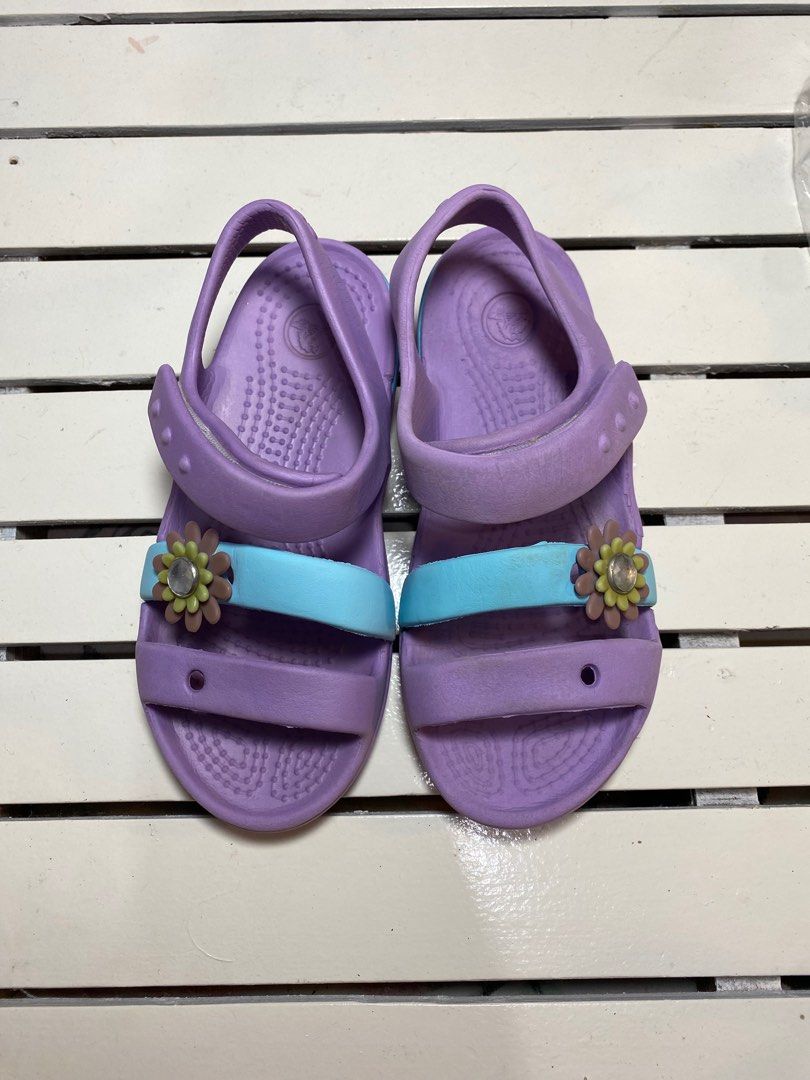 C11 crocs in cm new arrivals