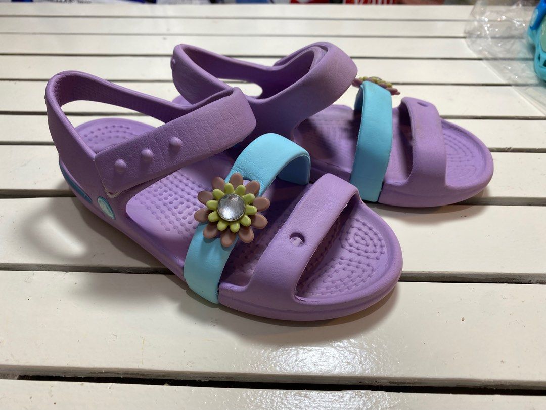 C11 crocs in cm on sale