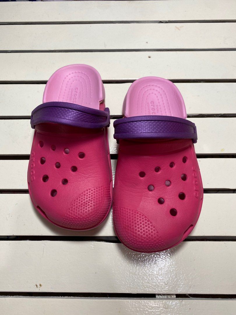 C12 crocs in cm deals