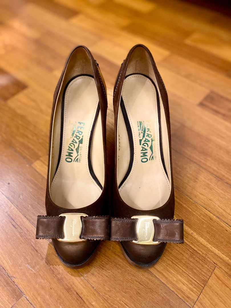 ferragamo heels sale