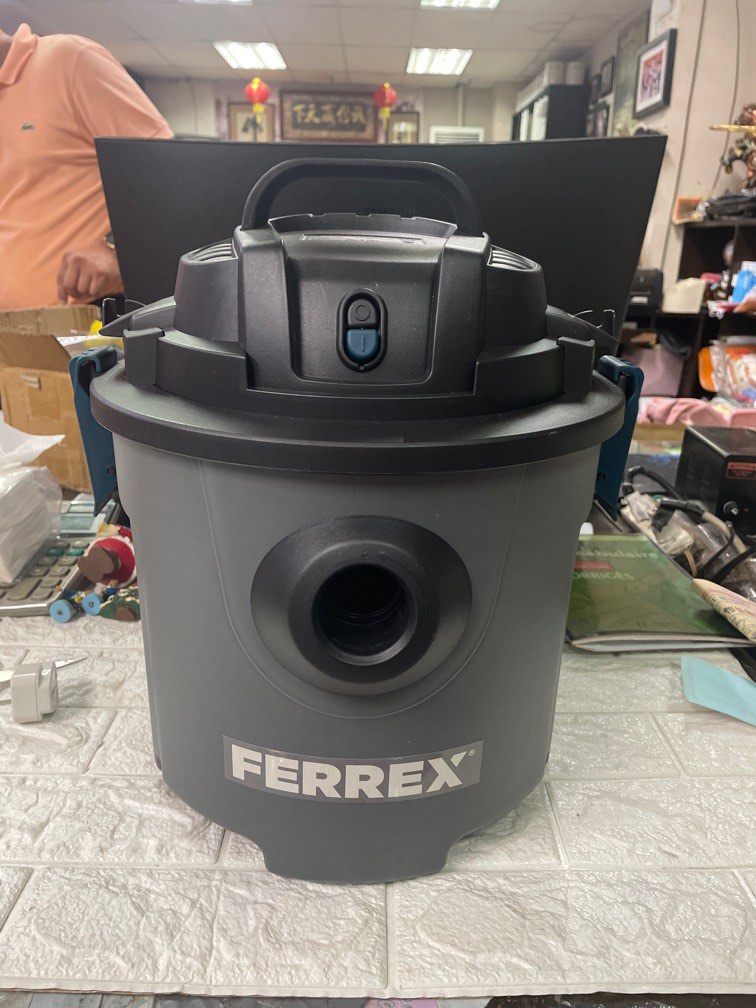 FERREX Wet and Dry Vacuum Cleaner 16L, TV & Home Appliances, Vacuum