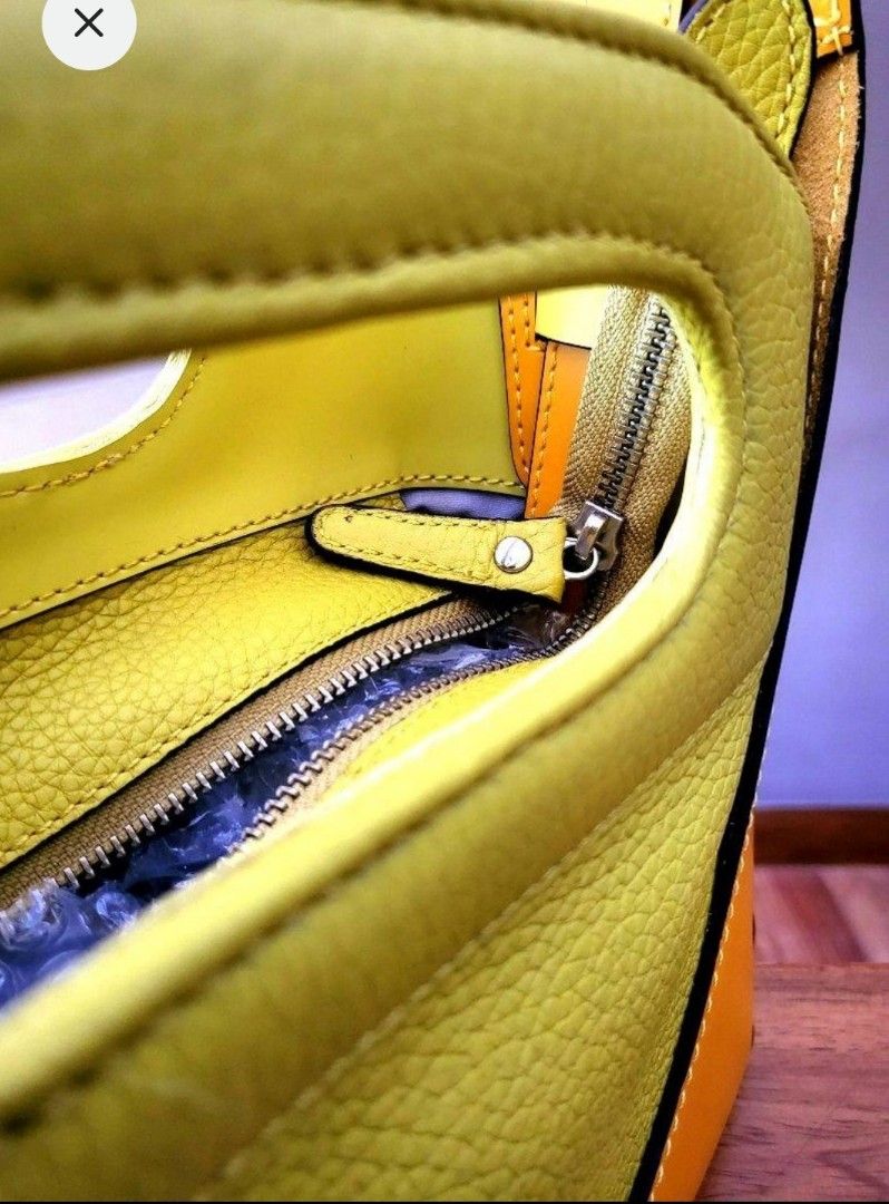 Fino Leather 2-way bag (Category: Luxury Bags & Wallets) located in Pasig City. Submitted by yourgotobag (Listing ID 1261975657, Image 3). Description: never been used..