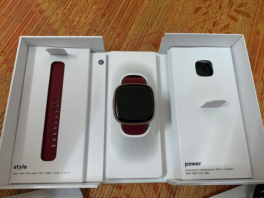 Fitbit versa ruby and rose 2025 gold