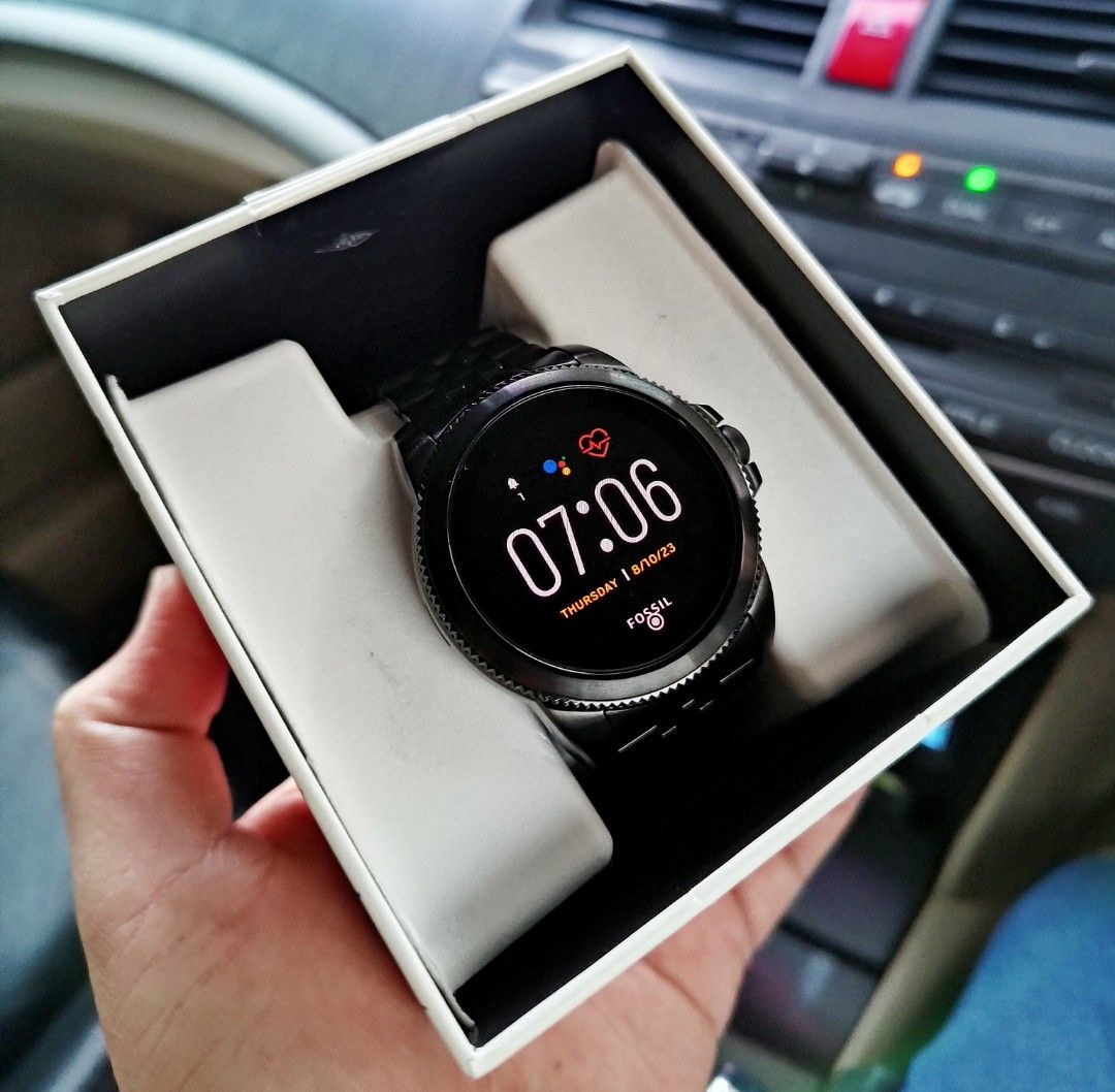 Fossil hot sale smart phones