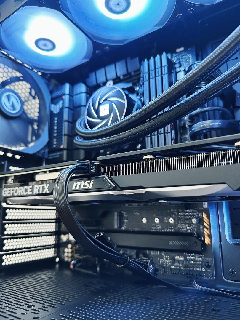 Gaming Desktop Ryzen 9 7950X with RTX 4070 Work Station Designer