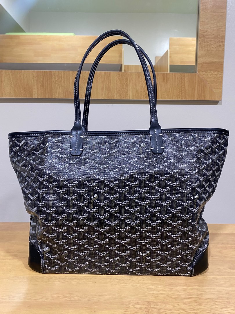 Brand new Goyard Artois MM (Medium) in Navy, Luxury, Bags & Wallets on  Carousell