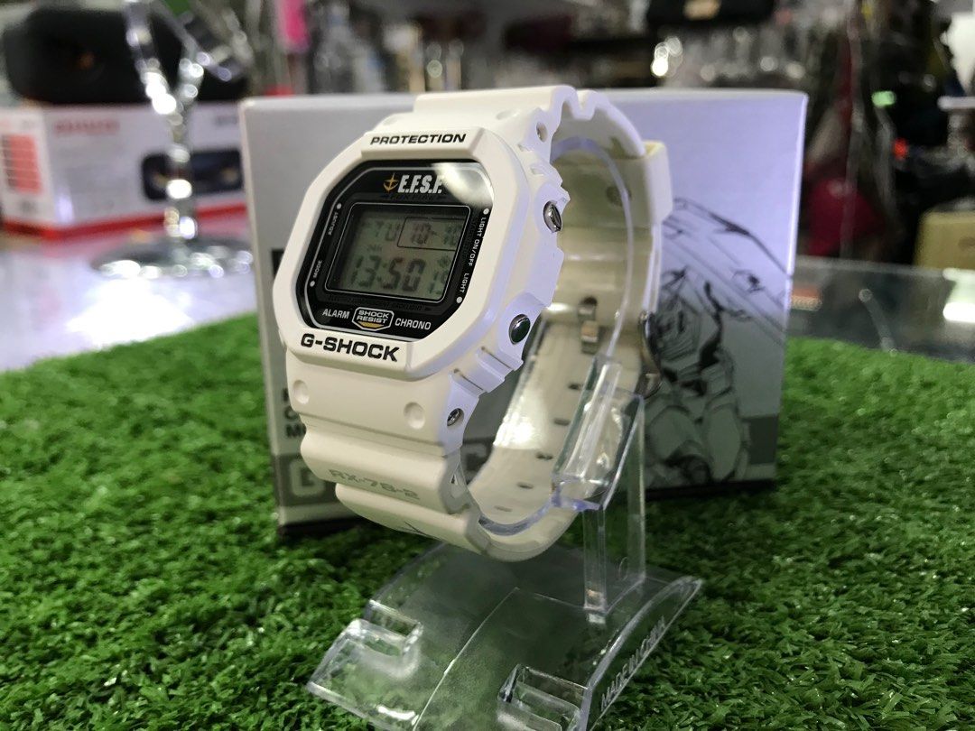 G-SHOCK RX-78-2 ガンダム DW-5600-VT - 腕時計(デジタル)