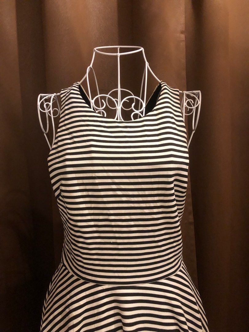 Guess Black and white stripes dress Women s Fashion Dresses