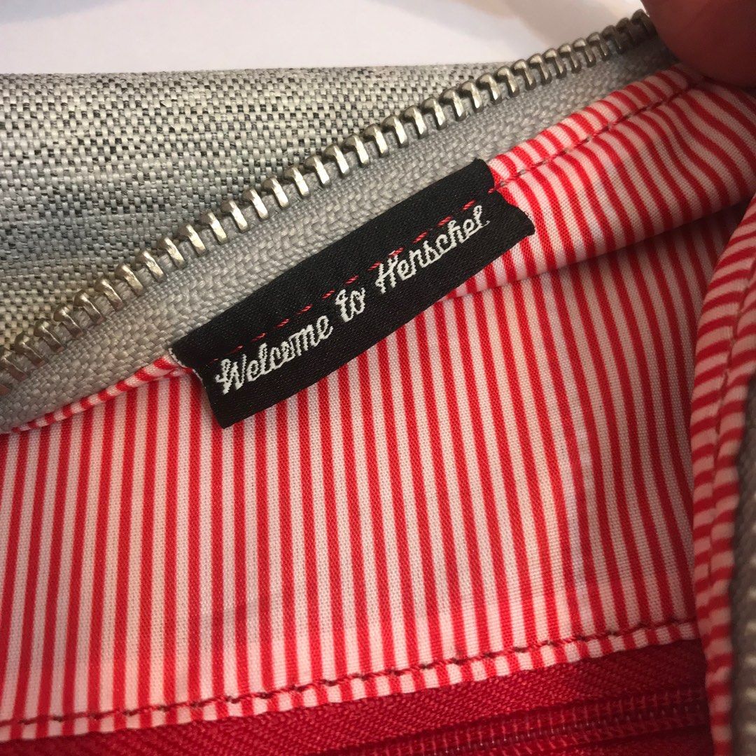 Herschel Strand Shoulder Bag, Luxury, Bags & Wallets on Carousell