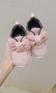 H&M pink bow