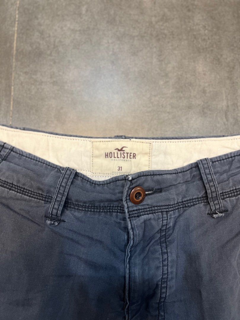 Hollister store size 3
