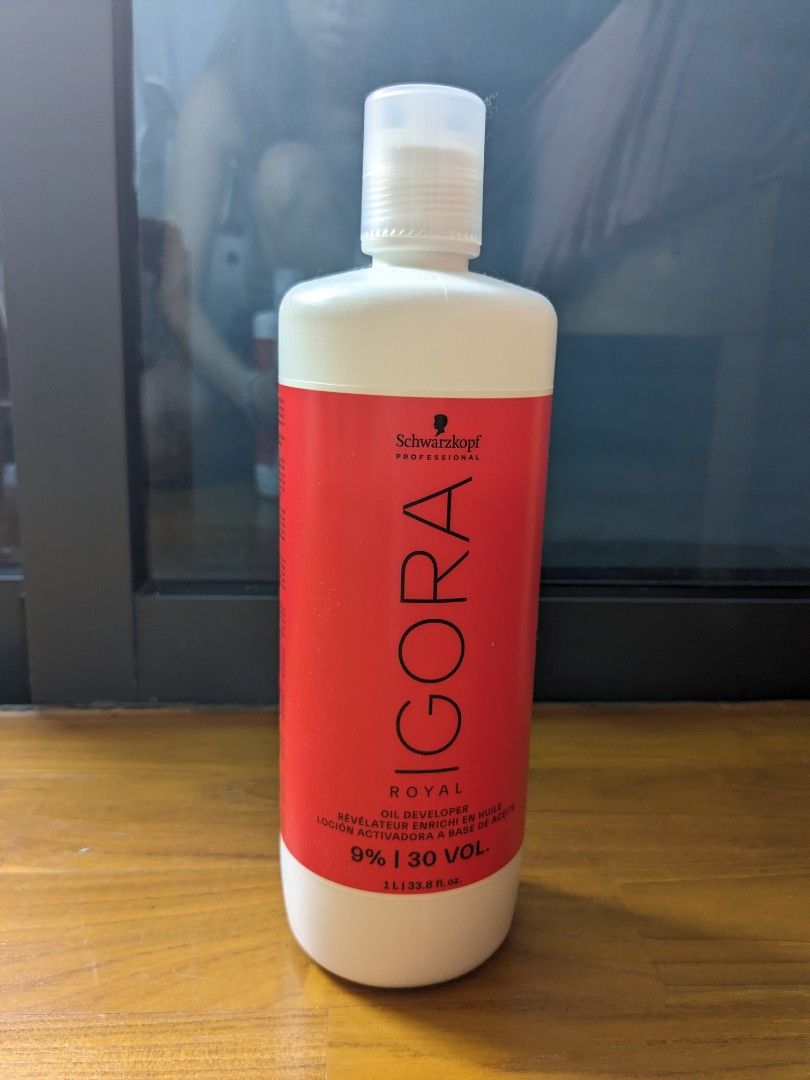 Igora bleach powder and developers, Beauty & Personal Care, Hair on