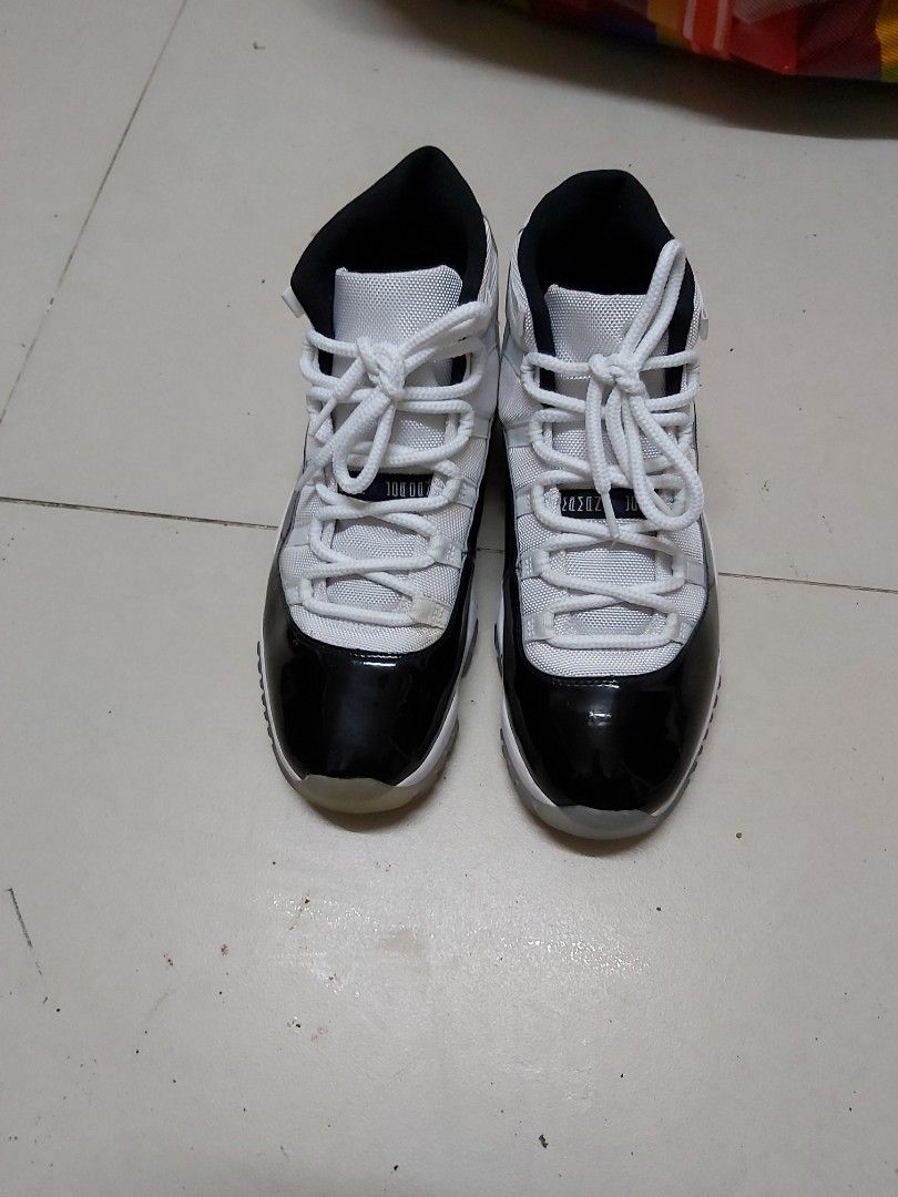 Jordan size eur 45 us11 in excellent condition