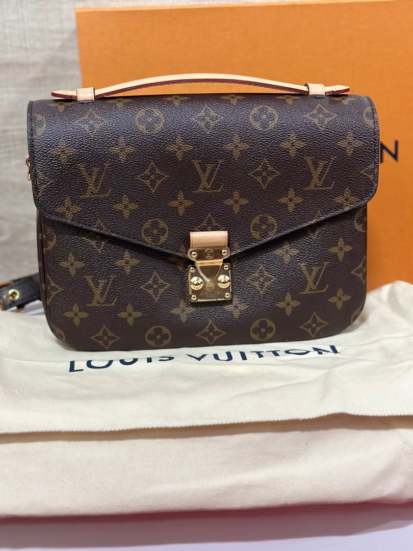 LOUIS VUITTON Limited Edition Monogram Infrarouge Canvas Pochette Metis  Bag, Luxury, Bags & Wallets on Carousell