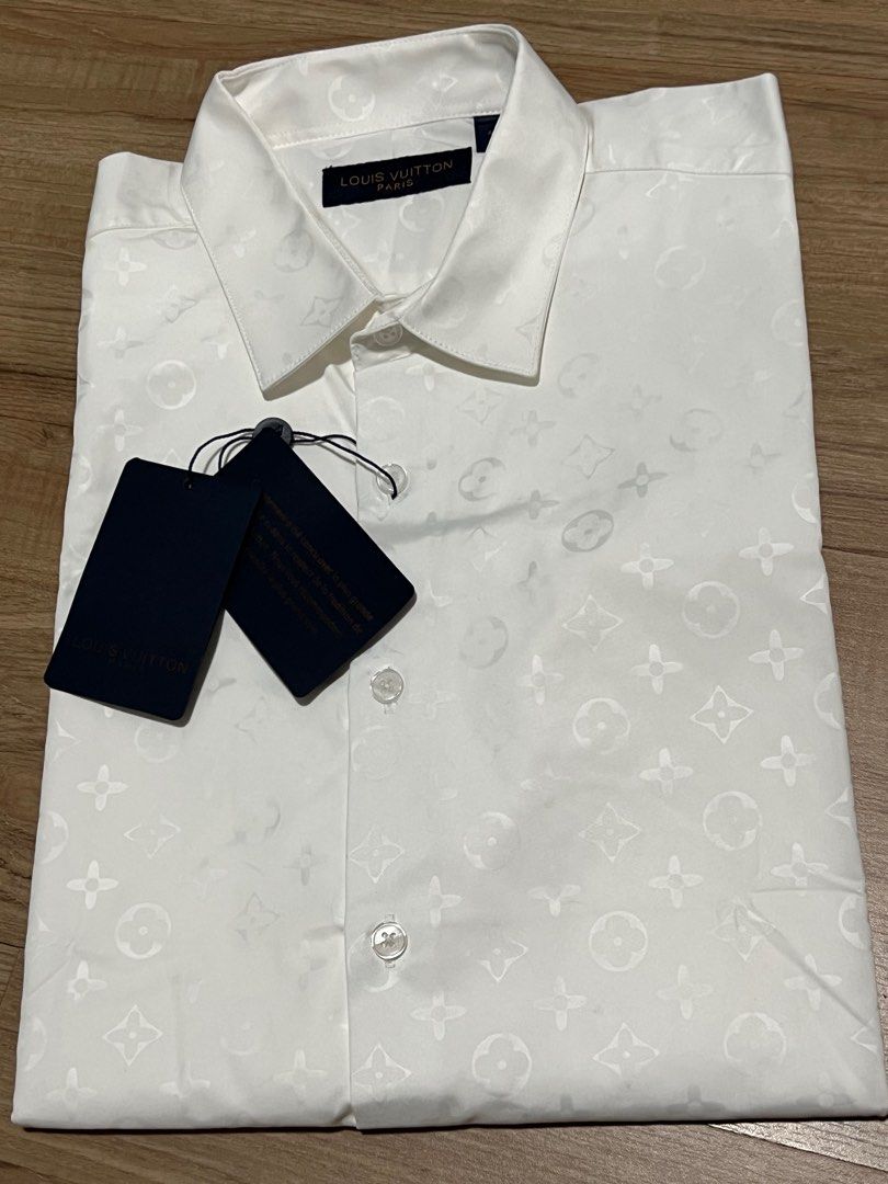 Louis Vuitton Workwear Jacker / Shirt, Men's Fashion, Tops & Sets, Formal  Shirts on Carousell