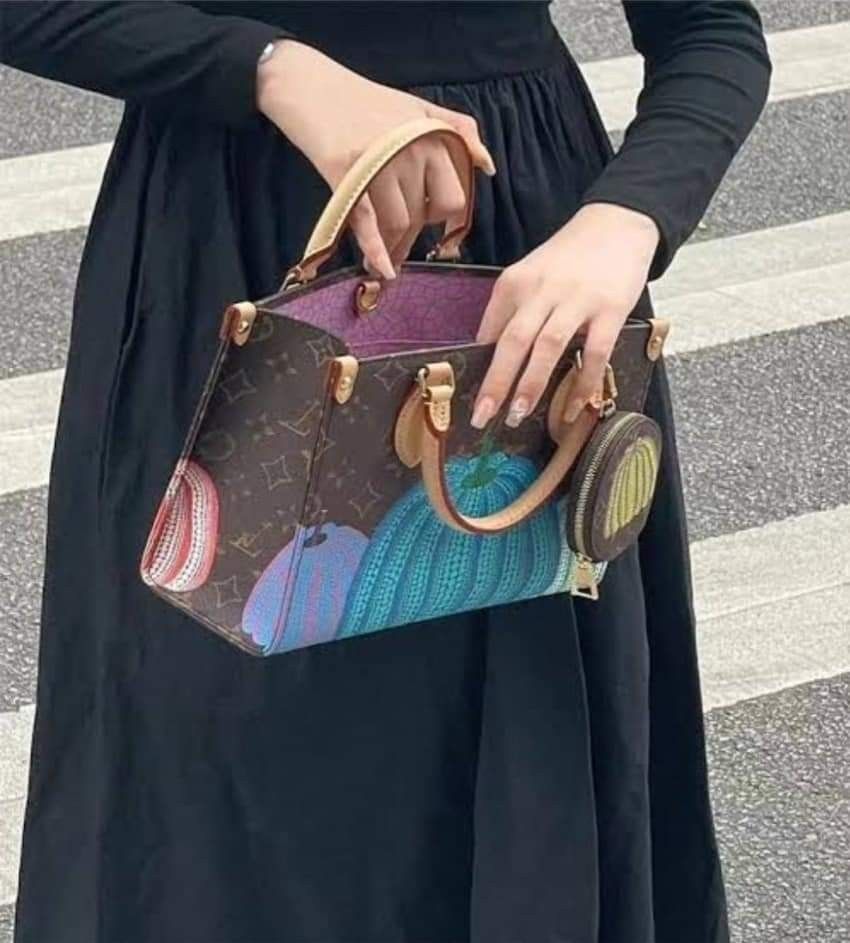 LV × Yayoi Kusama Pumpkin OTG🧡💙 W/ dust bag, Women's Fashion