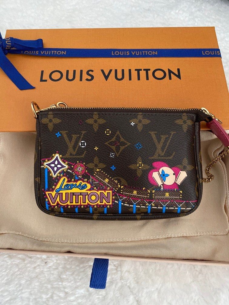 Louis Vuitton LV Mini pochette Xmas animation new Multiple colors