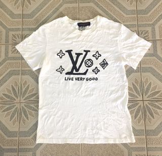 Used Authentic Louis Vuitton Monogram 3D Effect Print Packable T-Shirt,  Men's Fashion, Tops & Sets, Tshirts & Polo Shirts on Carousell