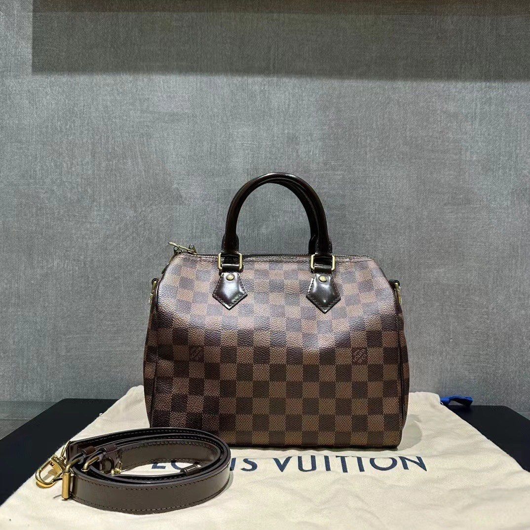 LV speedy size 25, Luxury, Bags & Wallets on Carousell