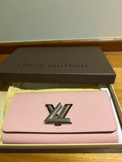 Authenticated Used Louis Vuitton LOUIS VUITTON Wallet Monogram Women's  Bifold Portefeuille Lou Lamb Rose Gold Day Limited Color M81996 