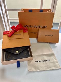 Shop Louis Vuitton Twist xs wallet (M80691, M63322) by CITYMONOSHOP