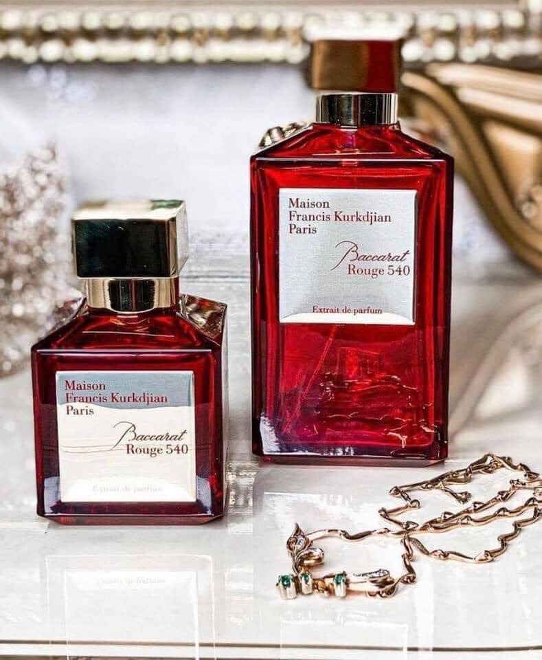 Baccarat clearance rouge red