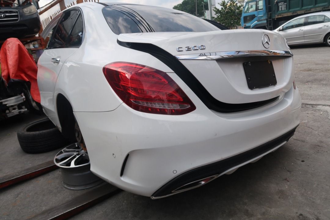 MERCEDES W205 REAR CUT, Auto Accessories on Carousell