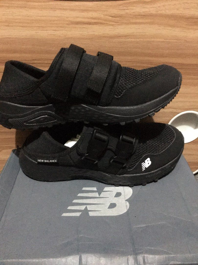 New Balance Black Cycling shoes Men s Fashion Footwear Sneakers