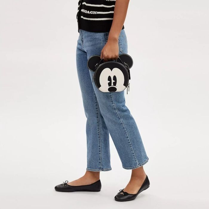 Mickey mouse top handle online