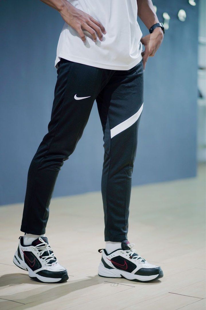 Nike training hotsell track pants